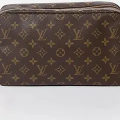 Ile kosztuje kosmetyczka Louis Vuitton? Ceny, modele, gdzie kupić